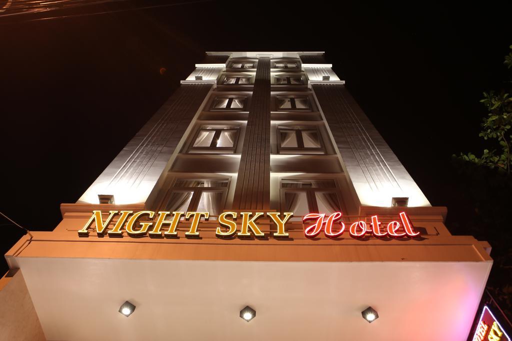 Night Sky Hotel Da Nang Esterno foto